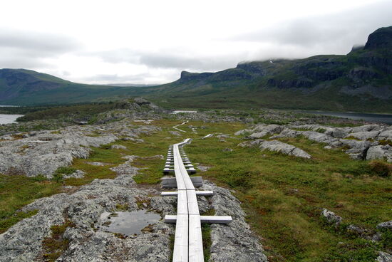 und über den Bohlenweg
