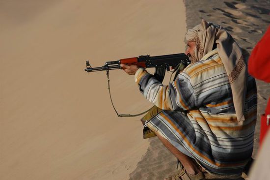 Schießübungen in der Wüste