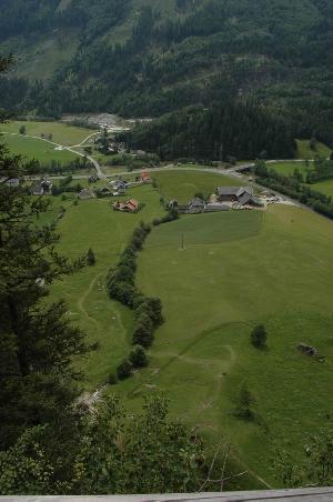 Hier ein Teil des Weges zur Plattform