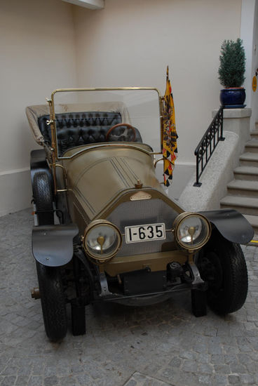 Ein Auto der damaligen Zeit