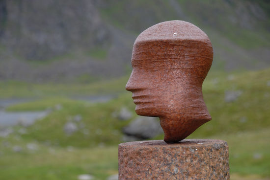 Sieht von allen Seiten anders aus
Skulpturlandschaft Norwegen - internationales Kunstprojekt