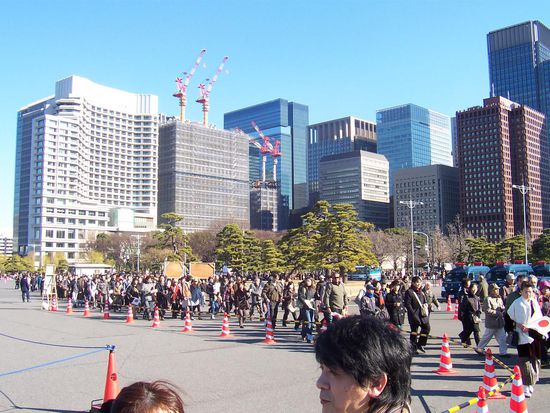 In der 2. Schlange vor den Sicherheitschecks