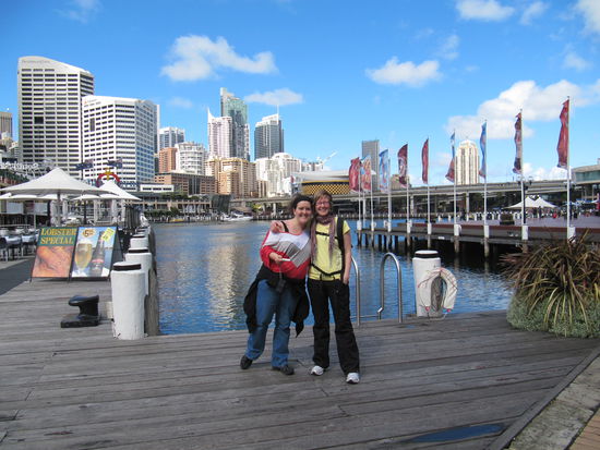 Anja und ich glücklich am Darling Harbour...