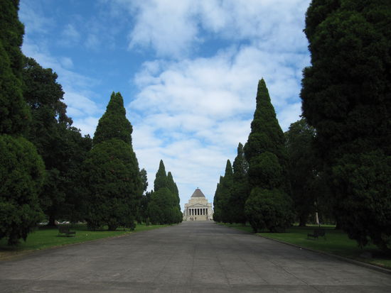 Blick zum Shrine Of Rememberance