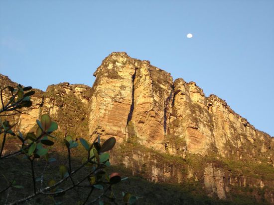 Mond über dem Auyan Tepui