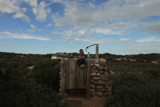 Die Dusche unter freiem Himmel - herrlich!