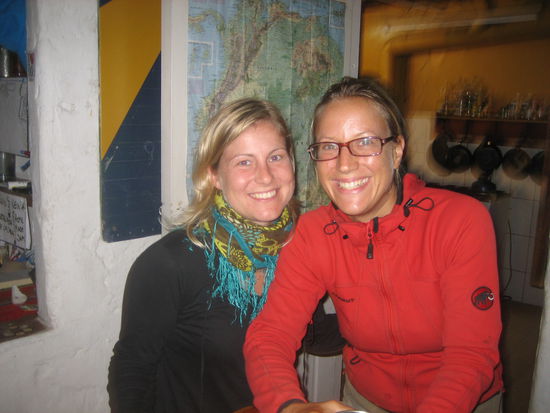 Ja, auch hier ist es doch auch recht frisch - also abends 