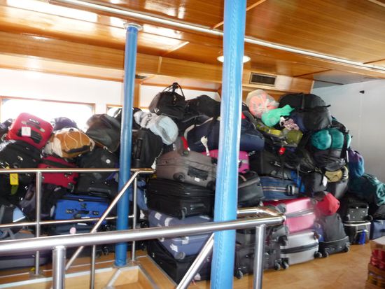 Gepäcktransport von Phi Phi nach Phuket.