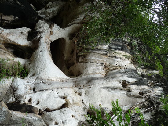 Die Höhle von außen....