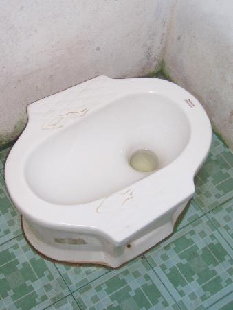 Und das ist so ein Draufhockding, also ne Toilette!