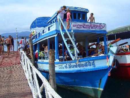 Unser Boot fuer den Schnorcheltrip