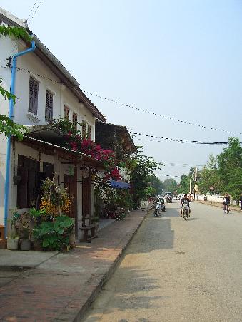 Und so sehen die Strassen in Luang Prabang aus - sauber, ruhig und sehr westlich!