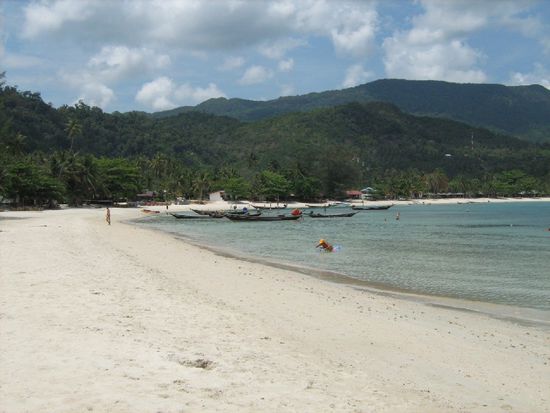 Einsame Sandstraende, aber Wolken - ach, man kann es mir einfach nicht recht machen!