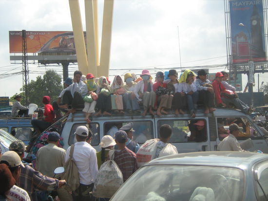 So wird von Kambodscha nach Vietnam gereist - gemütlich!