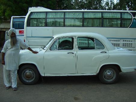 Das ist uebrigens Ashanti und unsere a/c Luxuslimo!