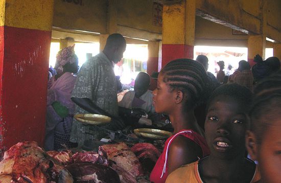 In einer Markthalle im Süden Malis
