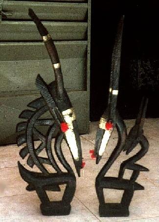 Die Djiwaras (Antilopen-Gottheit des Ackerbaus der Bambara und heute oft auch gebraucht als Symbol für Mali)