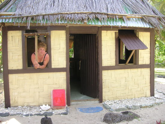 Susi nimmt unsere Bure in Besitz.