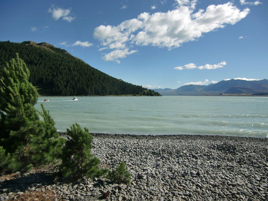 Der von Gletschern gespeiste See Tekapo.