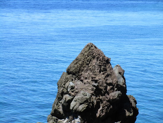 Camiguin - erschaffen und gezeichnet von Vulkuansgestein