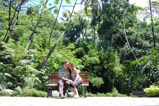 Zwei Extranjeros auf nem Bankerl