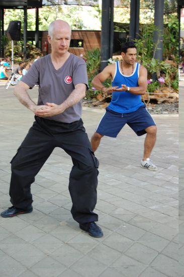 Zwei Tai-Chi Übende