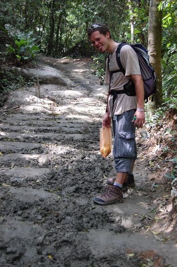 Unser Dschungelpfad, ganz schön schlammig!