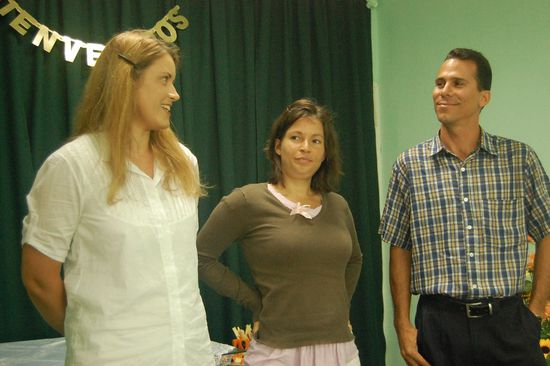 Andrea "Lily", Andrea "Andi" und der Pastor ihrer Gemeinde (ist der Bruder meines Übersetzers Robert).