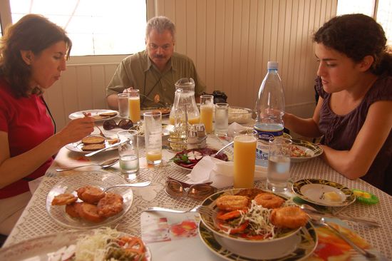 Mimi mit Familie Fernandez, Lisbeth und David. Ihre beiden Söhne, 19 und 21 waren auch eine Woche mit von der Partie.