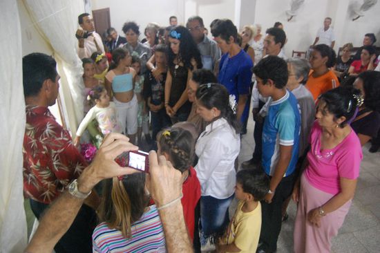 Viele entschieden sich an diesem festlichen Abend selbst für ihre Taufe in naher Zukunft! 