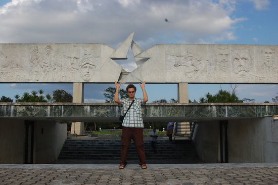 Halte hoch den fünfzackigen Stern!