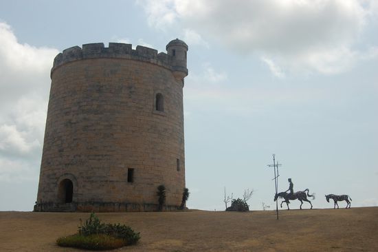 Don Quijote und Sancho Panza (oder nur sein Esel)...