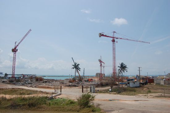 Beim Busausflug am nächsten Tag sahen wir die ganze Halbinsel. Hier entstehen neue Hotelkomplexe...