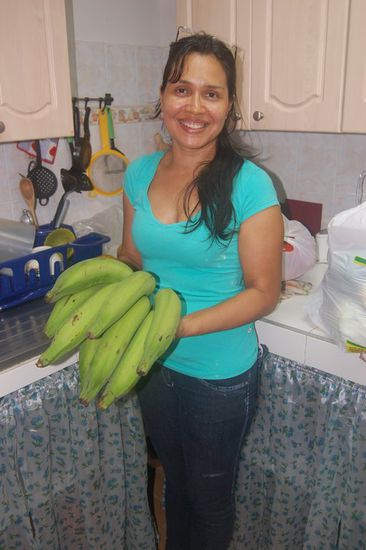 Liliana und viele große Platanos