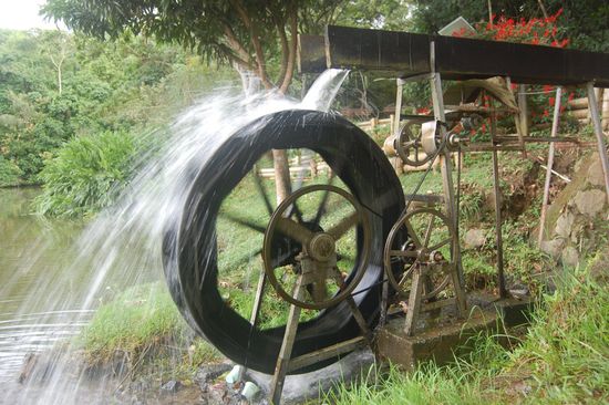 Alternative Energie - konstante 12 Volt