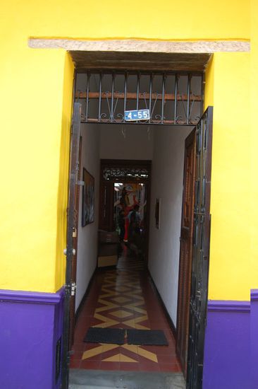 Hier in der Altstadt haben wir dann noch gemeinsam ein Puppentheater besucht.