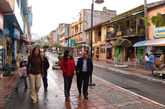 Durch die Straßen von Baños.