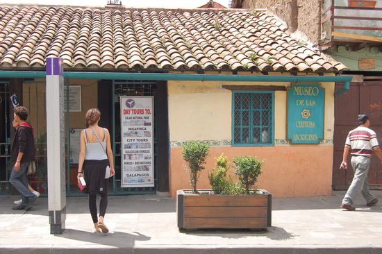 Museum Nummer zwei mit Ausgrabungsgegenständen von präkolumbianischen Kulturen in den Anden.