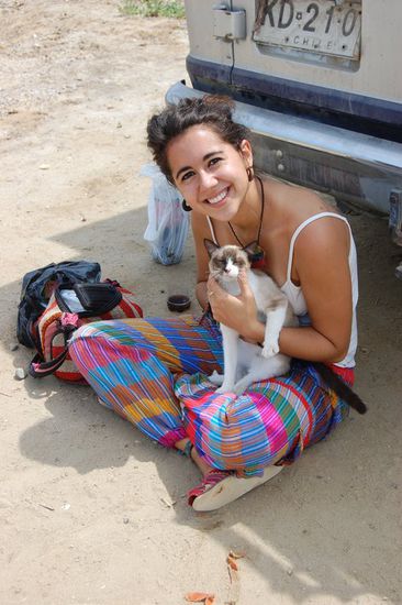 Unsere Freundin Victoria mit ihrer Katze.