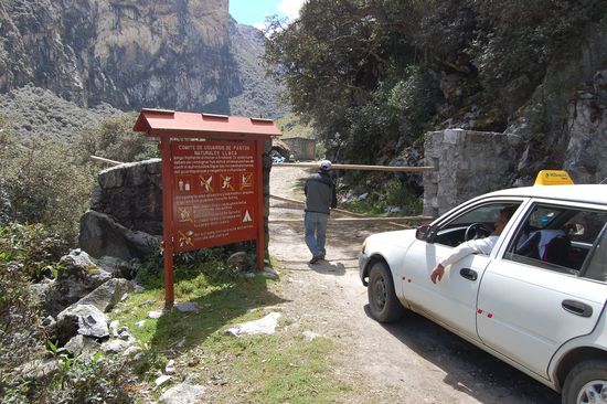 ...bis hin zum Eingang des Nationalparks.