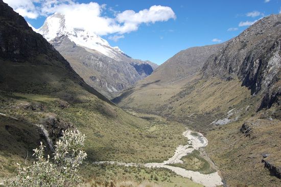 Atemlos wagen wir wieder einen Blick zurück.
