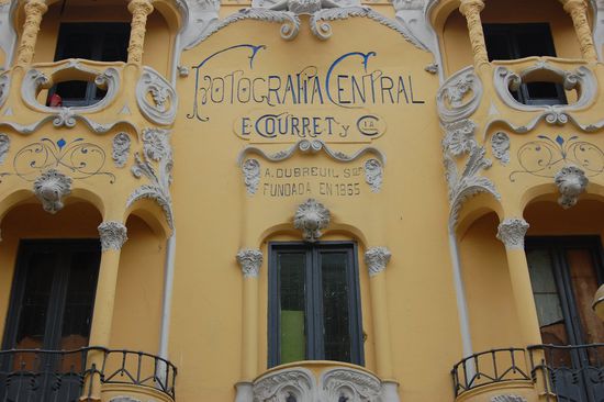 Was für ein Stil das ist, weiss ich nicht, aber schaut irgendwie toll aus...