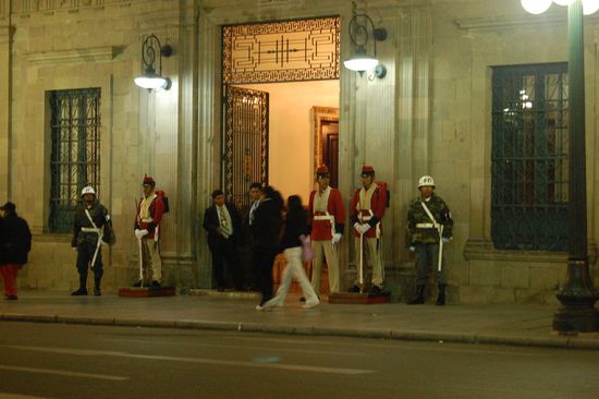 Bewachtes Gebäude der Regierung