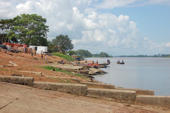 Brasilianische Seite des Gewässers