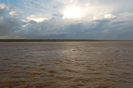 Am nächsten Abend gings dann los und schon am Sonntag sah man, wie beeindruckend der Fluss in seiner Größe zunimmt.