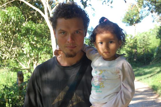 Ich mit dem kleinen Schreihals (manchmal ) unseres Hauses.