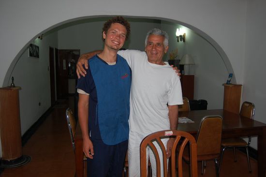 Ich mit meinem Patienten, Herrn Pedro.