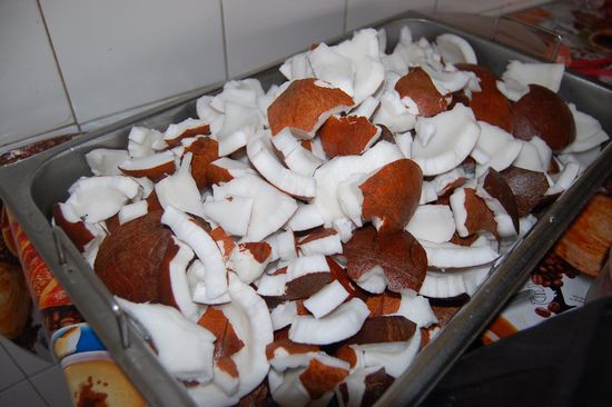 Das ergab ziemlich viel Kokoswasser beim Knacken! 