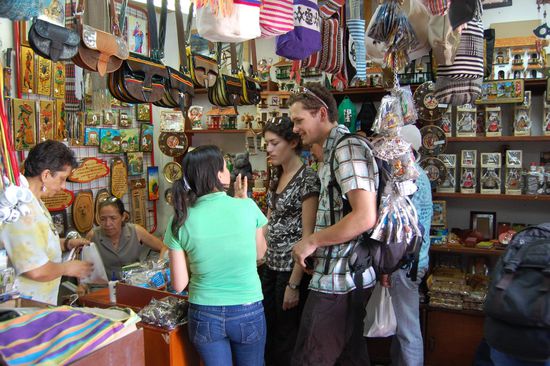 Viele Kühlschrankmagneten für Touristen wie uns.