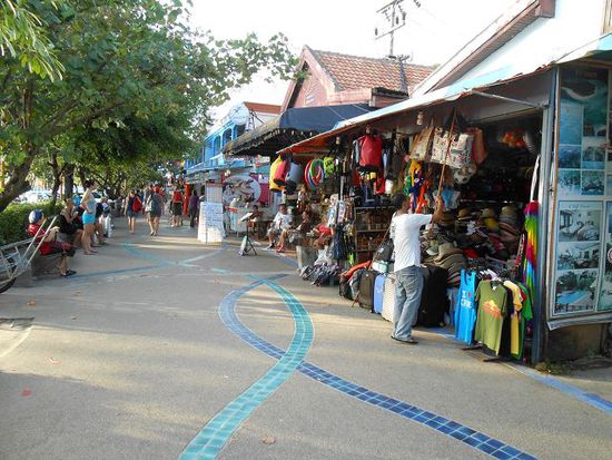 Shopping in Ao Nang